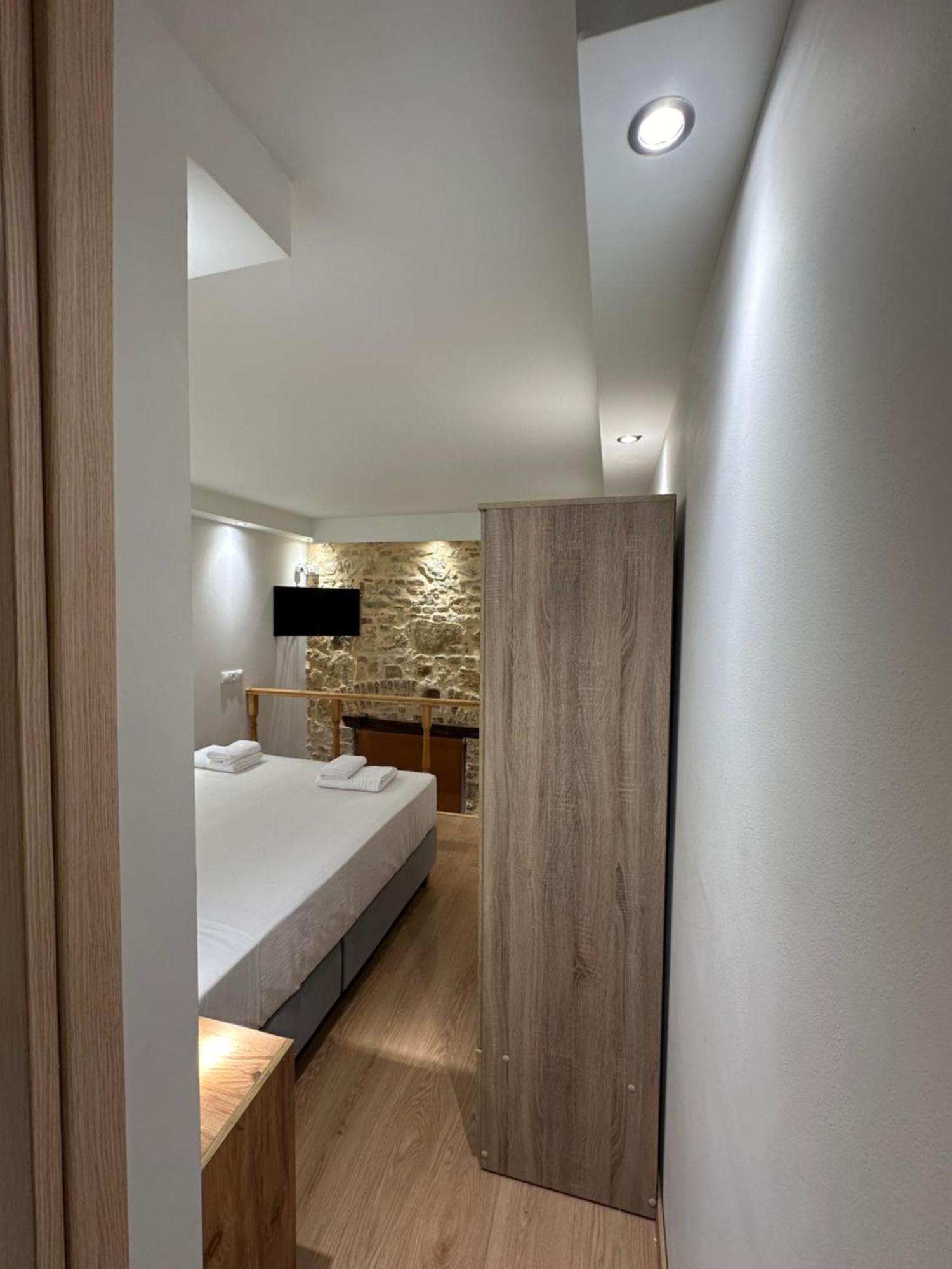 Q Rocco Apartments, Corfu Town Bagian luar foto