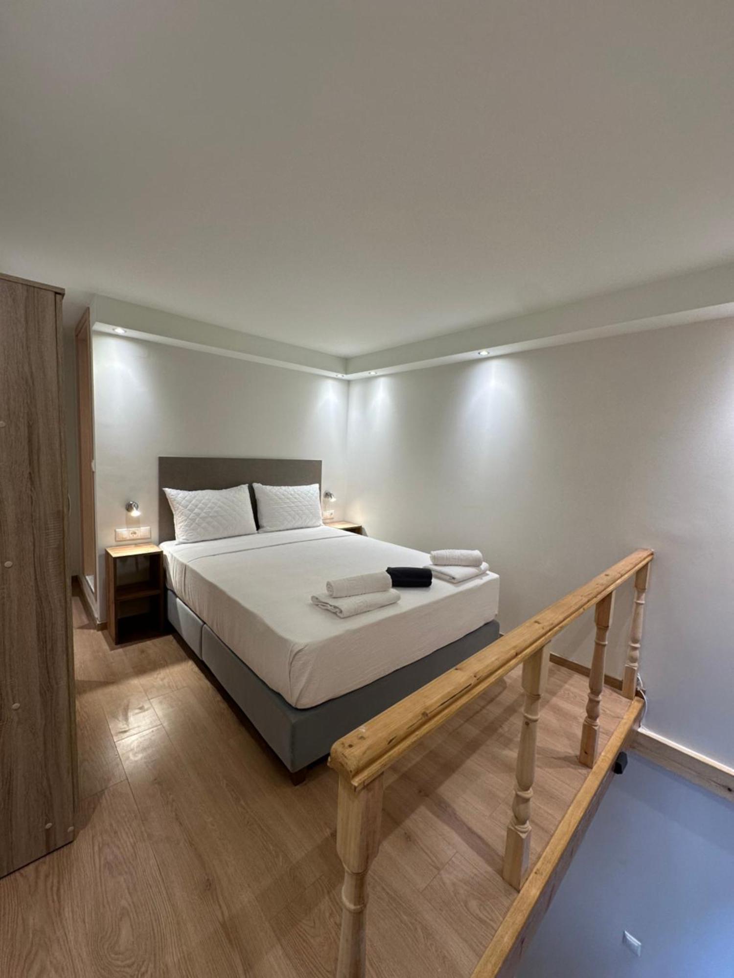 Q Rocco Apartments, Corfu Town Bagian luar foto