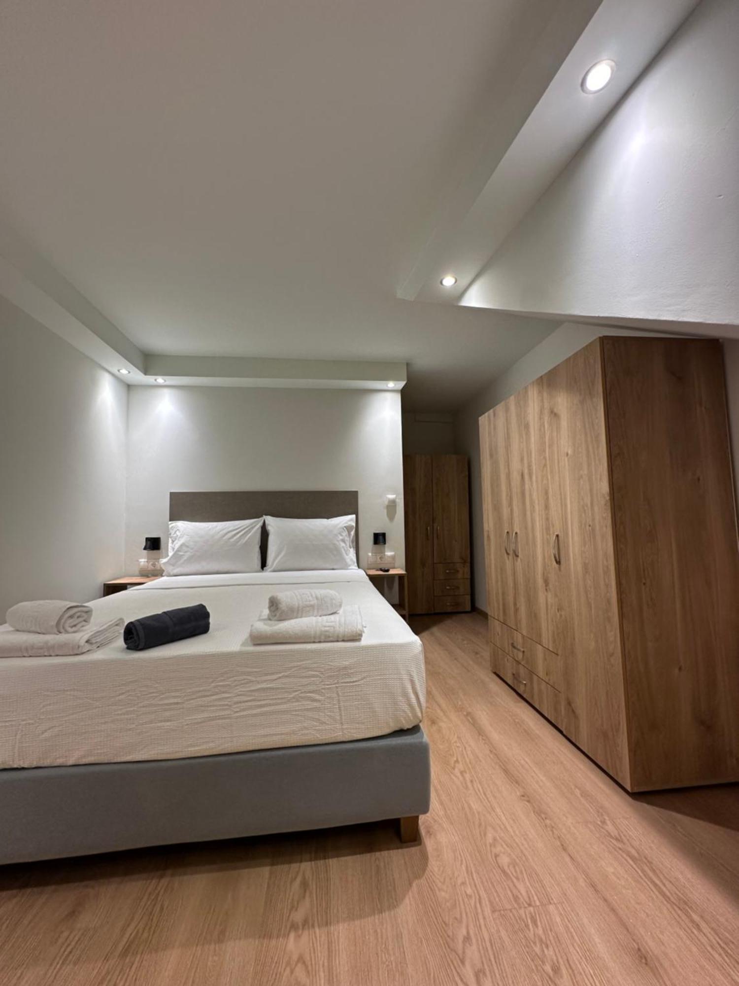Q Rocco Apartments, Corfu Town Bagian luar foto