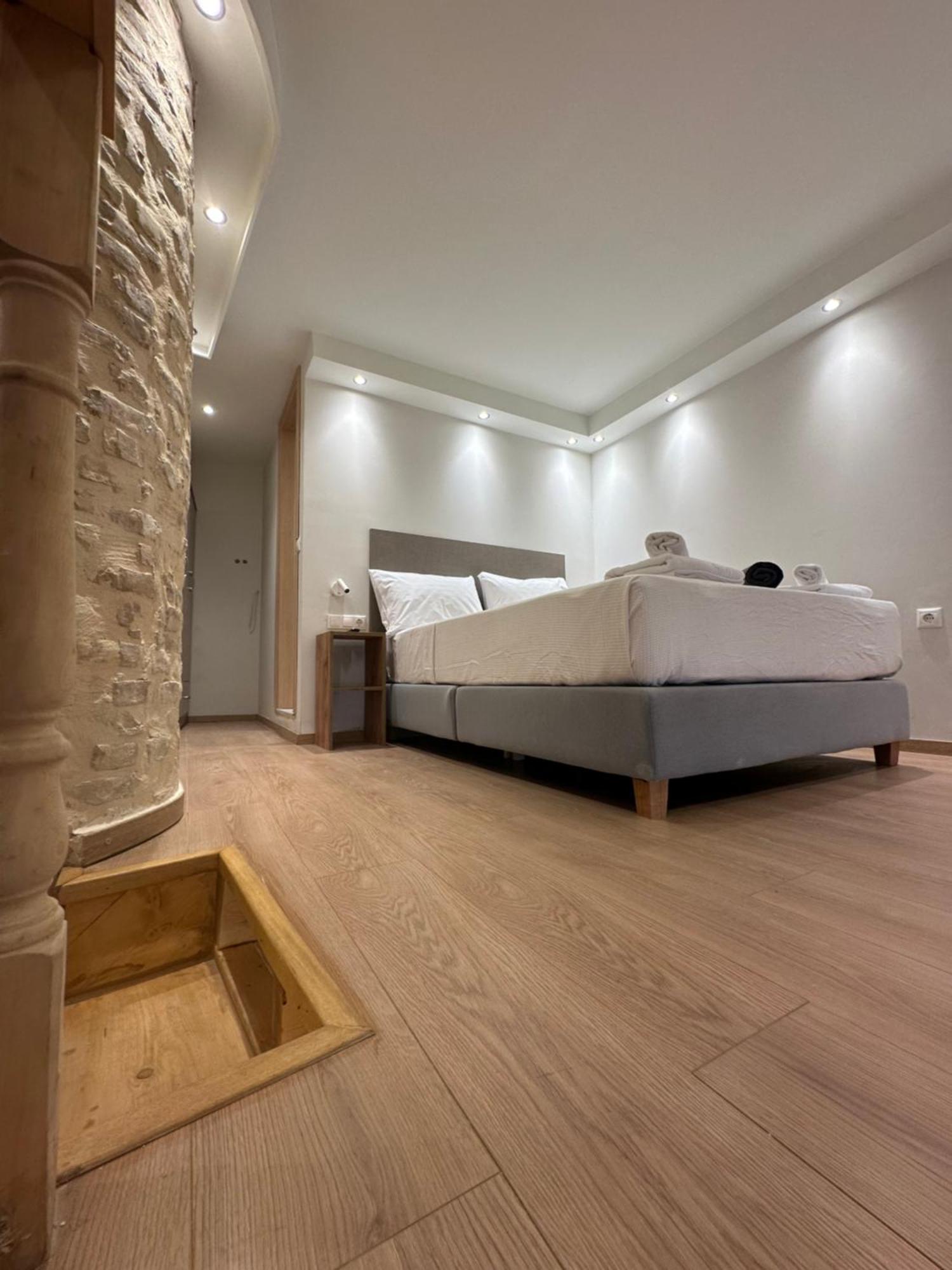 Q Rocco Apartments, Corfu Town Bagian luar foto