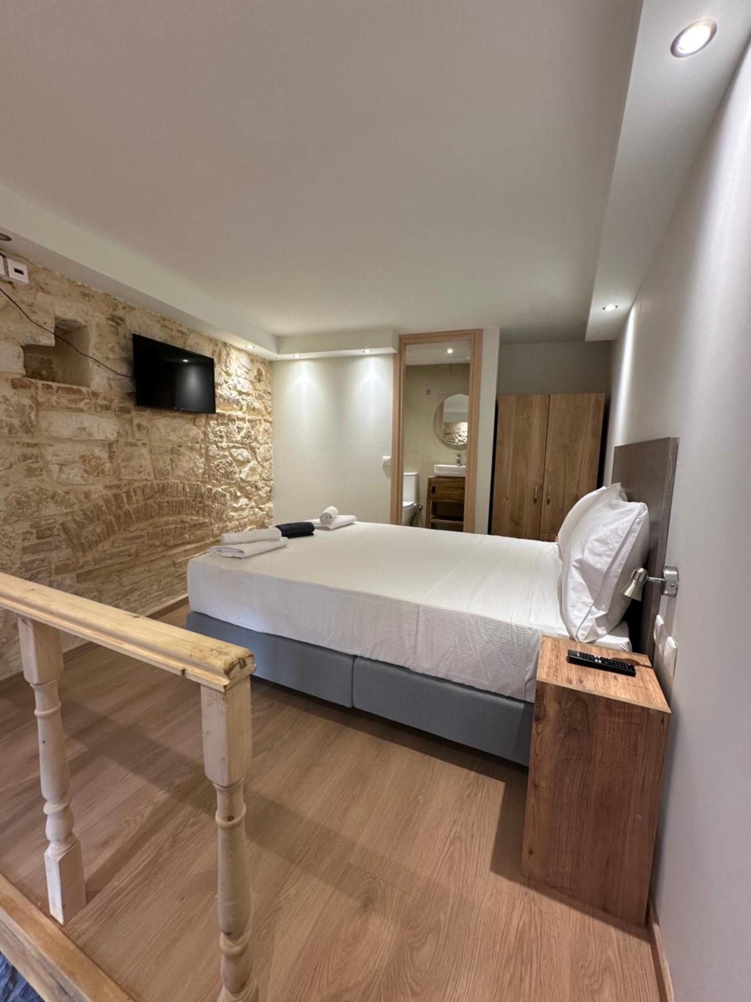 Q Rocco Apartments, Corfu Town Bagian luar foto