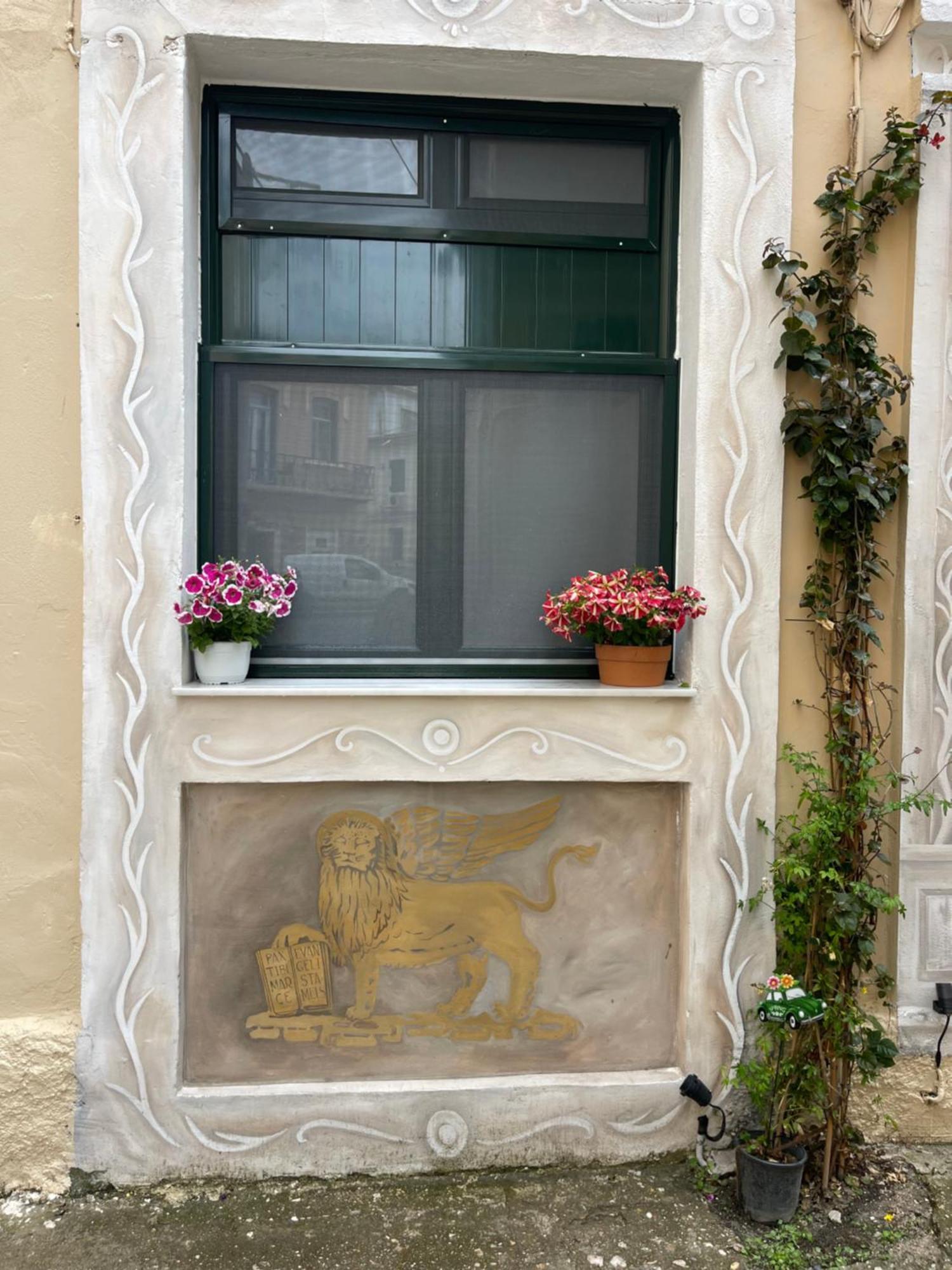 Q Rocco Apartments, Corfu Town Bagian luar foto